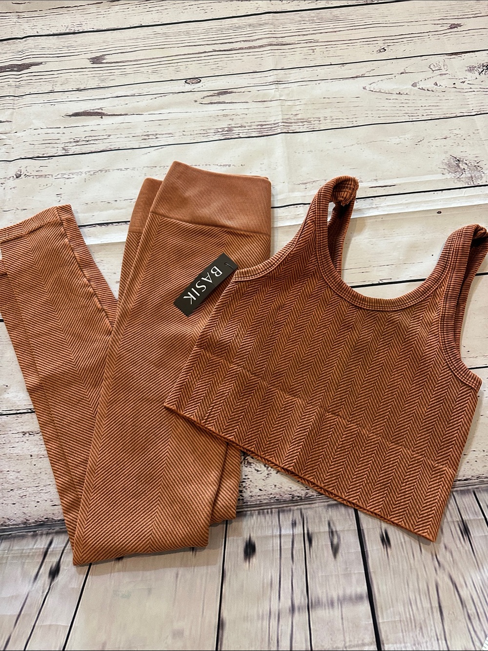 NWT Basik Ribbed Crop Tank & Legging Set in Rust/Orange